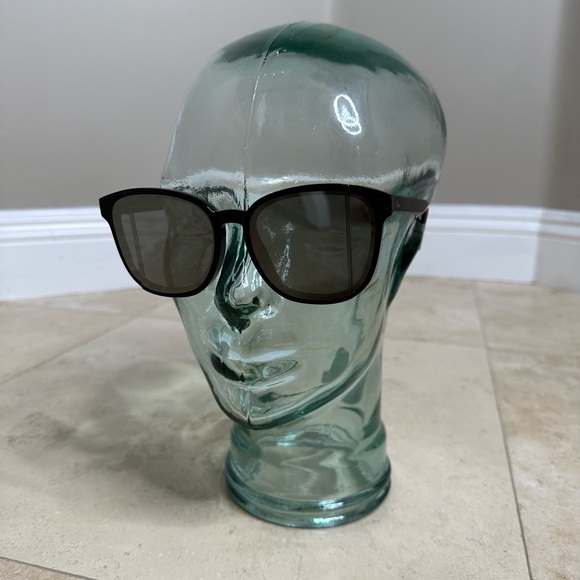 👓DIOR- Black Line Oversize Sunglasses👓 - Picture 9 of 17